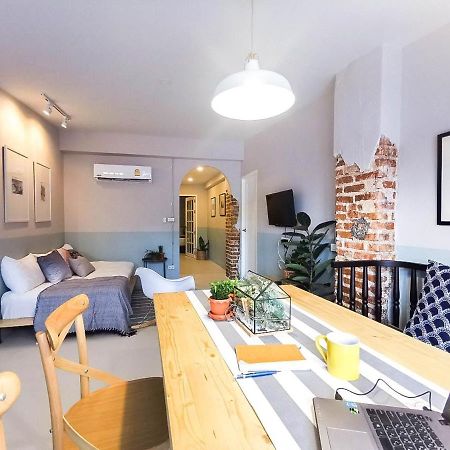 Snoozy Guesthouse Phuket Kültér fotó