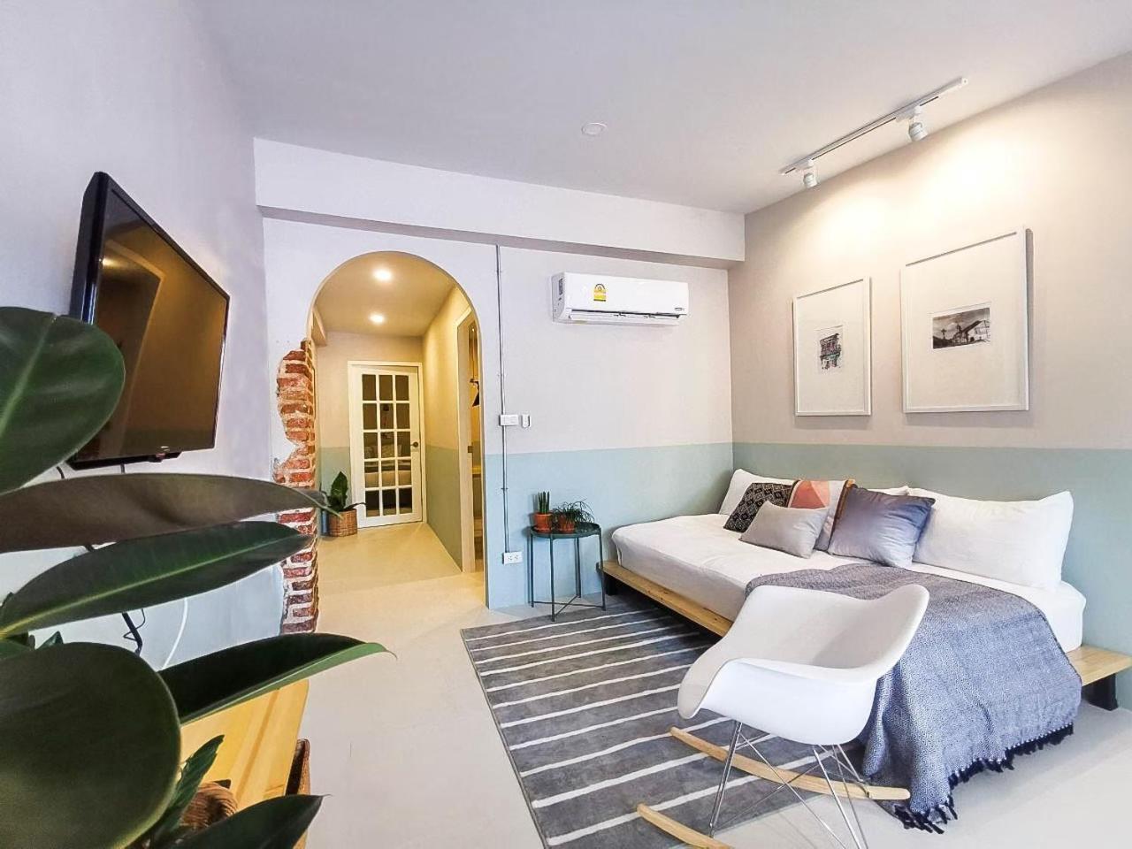 Snoozy Guesthouse Phuket Kültér fotó
