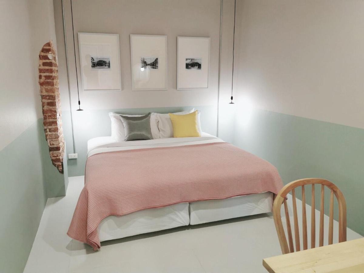 Snoozy Guesthouse Phuket Kültér fotó